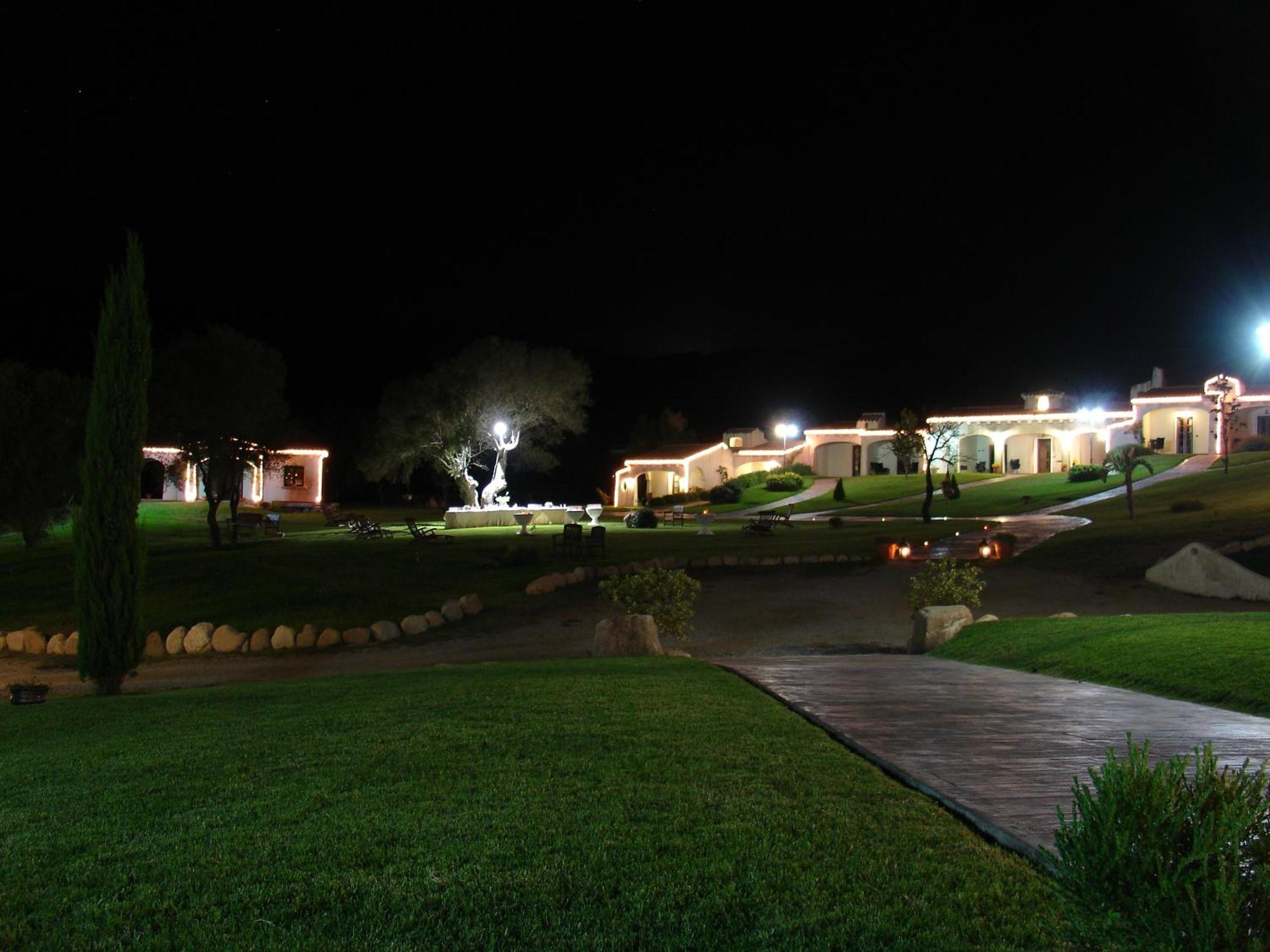 Tenuta Le Terre 1927 Guest House San Teodoro  Exterior photo